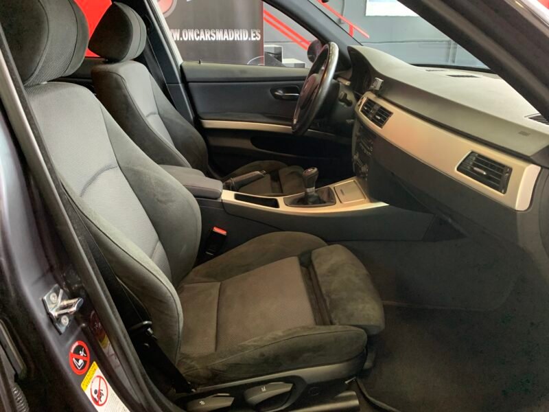 BMW Serie 3 318d pack m