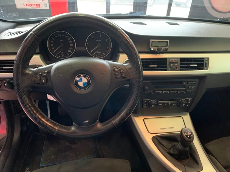 BMW Serie 3 318d pack m