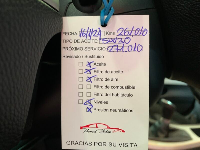 BMW Serie 3 318d pack m