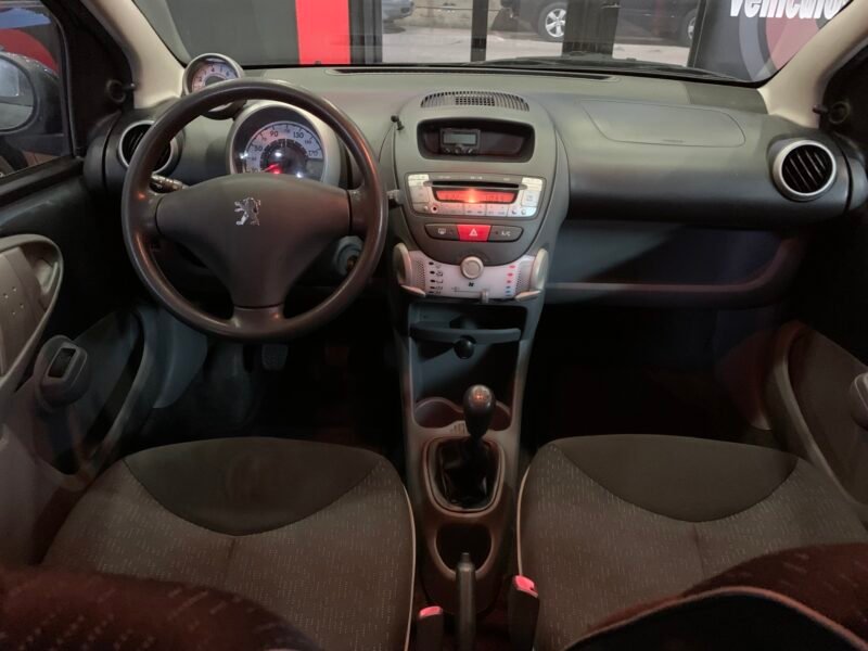 PEUGEOT 107 1.0i 68cv urban