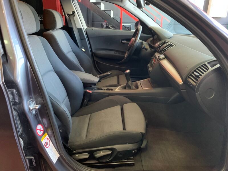 BMW SERIE 1 sport 118d