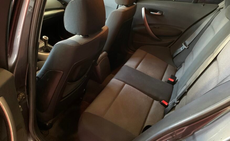 BMW SERIE 1 sport 118d