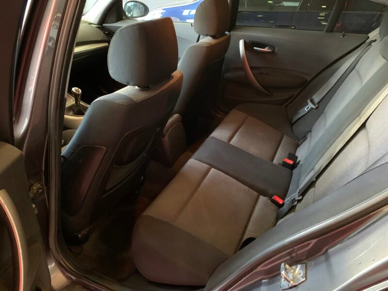 BMW SERIE 1 sport 118d