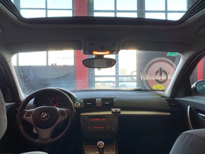 BMW SERIE 1 sport 118d