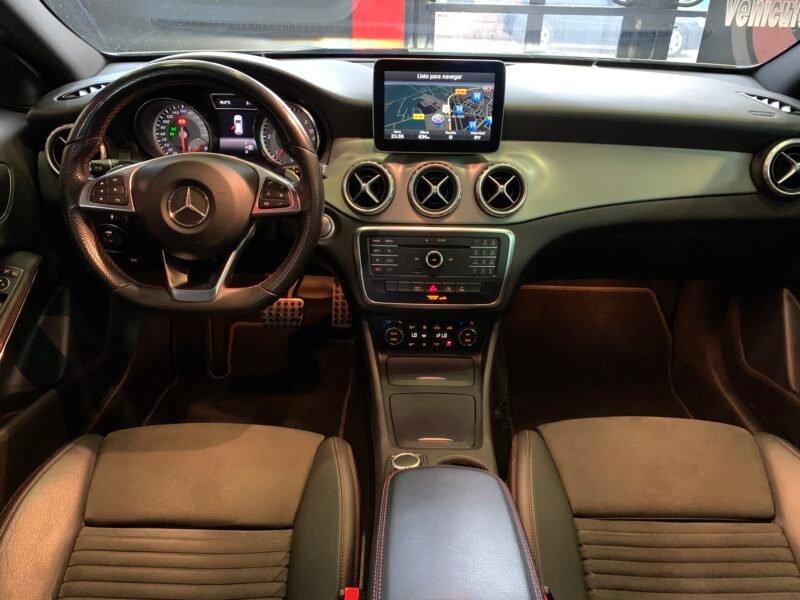 MERCEDES-BENZ Gla 220cdi amg line