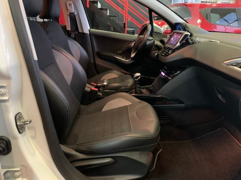 PEUGEOT 2008 1.6 bluehdi allure