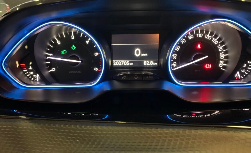 PEUGEOT 2008 1.6 bluehdi allure