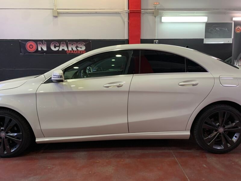MERCEDES-BENZ clase cla 200 cdi
