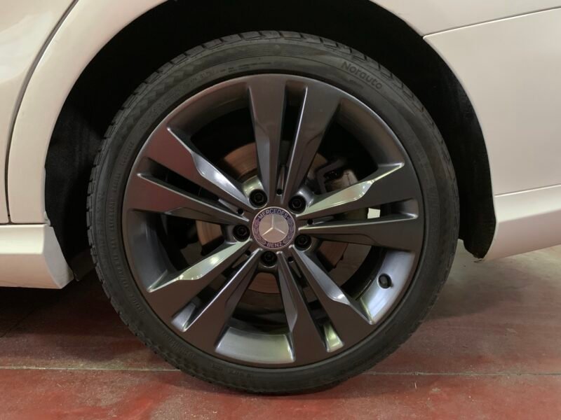 MERCEDES-BENZ clase cla 200 cdi