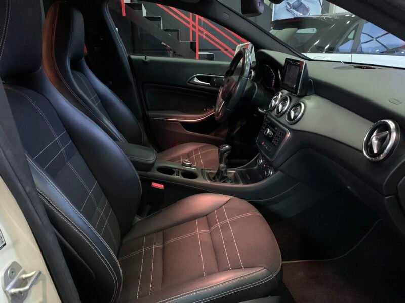 MERCEDES-BENZ clase cla 200 cdi