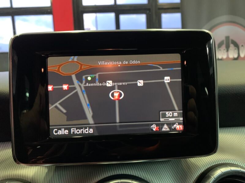 MERCEDES-BENZ clase cla 200 cdi