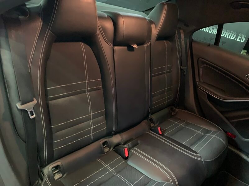MERCEDES-BENZ clase cla 200 cdi