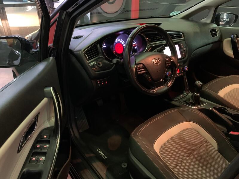 KIA ceed sportswagon 1.6 crdi xtech