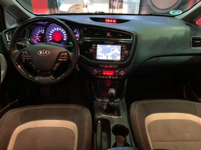 KIA ceed sportswagon 1.6 crdi xtech