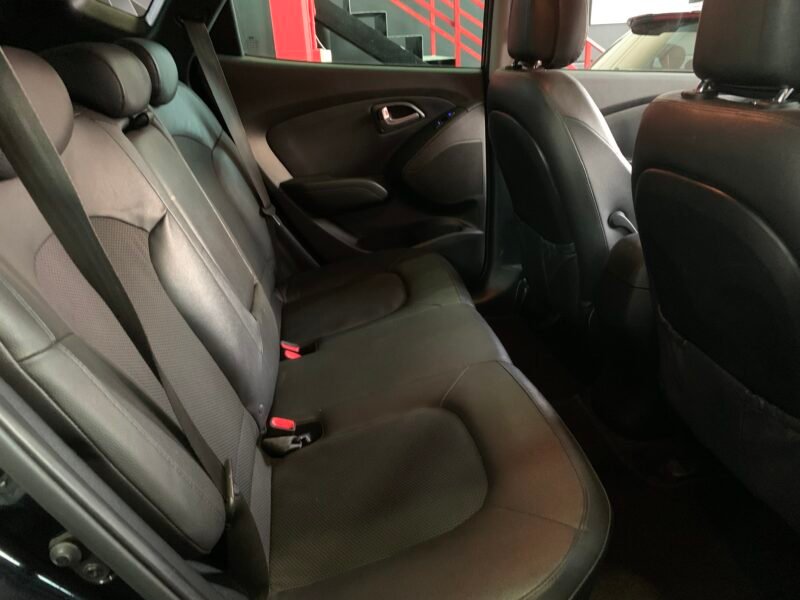 HYUNDAI ix35 1.7 crdi tecno sky