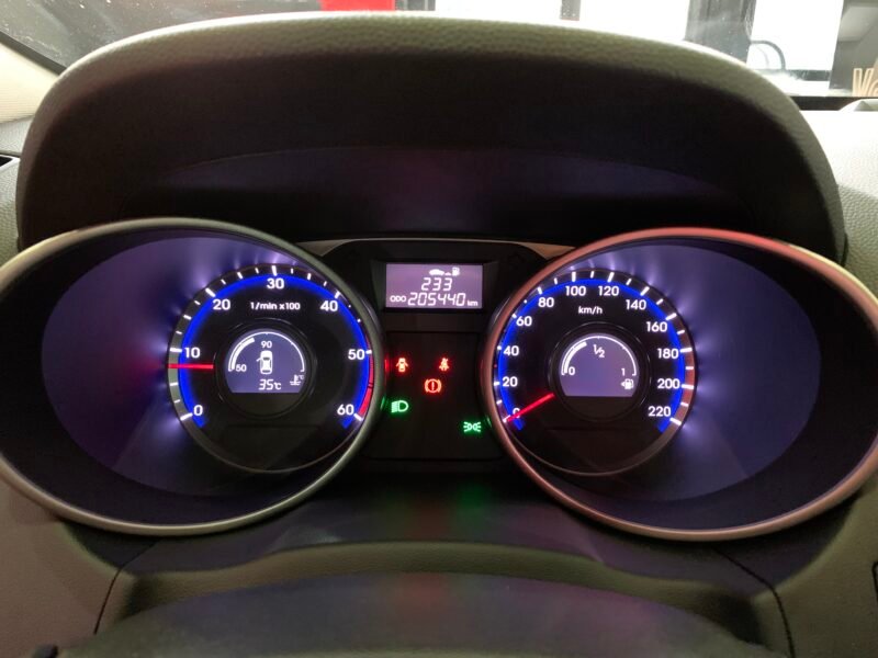 HYUNDAI ix35 1.7 crdi tecno sky