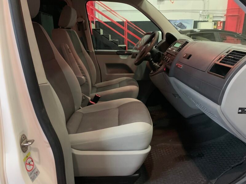 VOLKSWAGEN TRANSPORTER 2.0 TDI 4×4 4motion