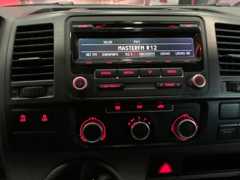 VOLKSWAGEN TRANSPORTER 2.0 TDI 4×4 4motion