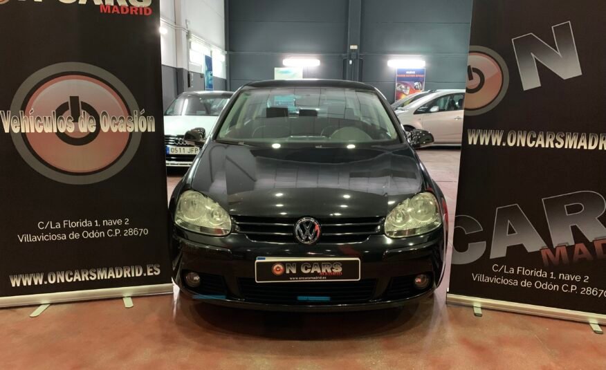 VOLKSWAGEN Golf 1.6i 5v sportline
