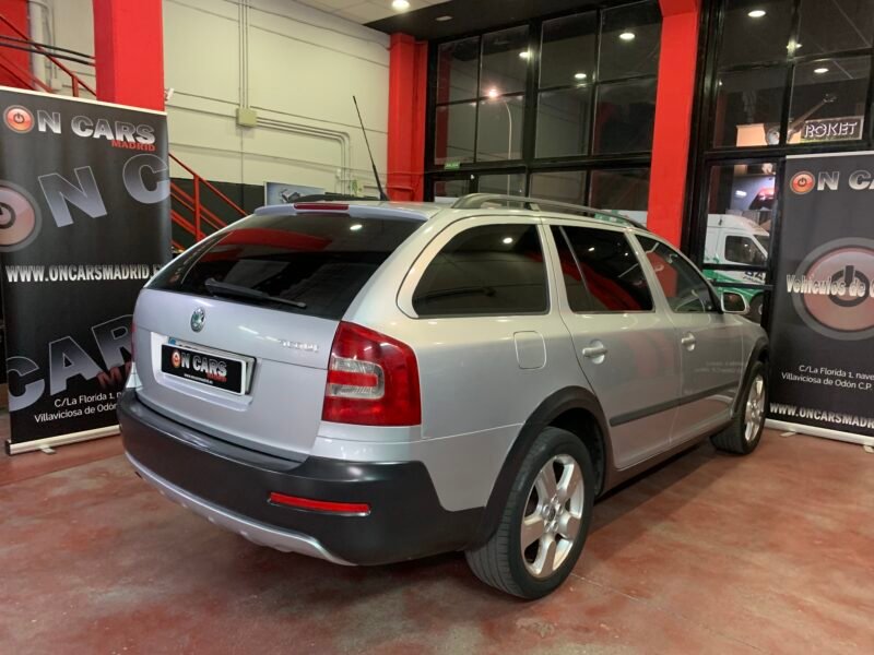 SKODA Scout 2.0 TDI 4×4 5p.