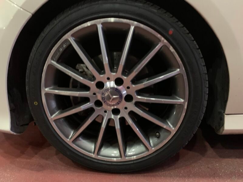 MERCEDES-BENZ Clase A 180 cdi amg line