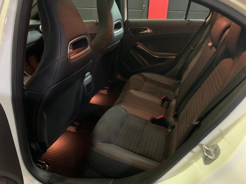 MERCEDES-BENZ Clase A 180 cdi amg line