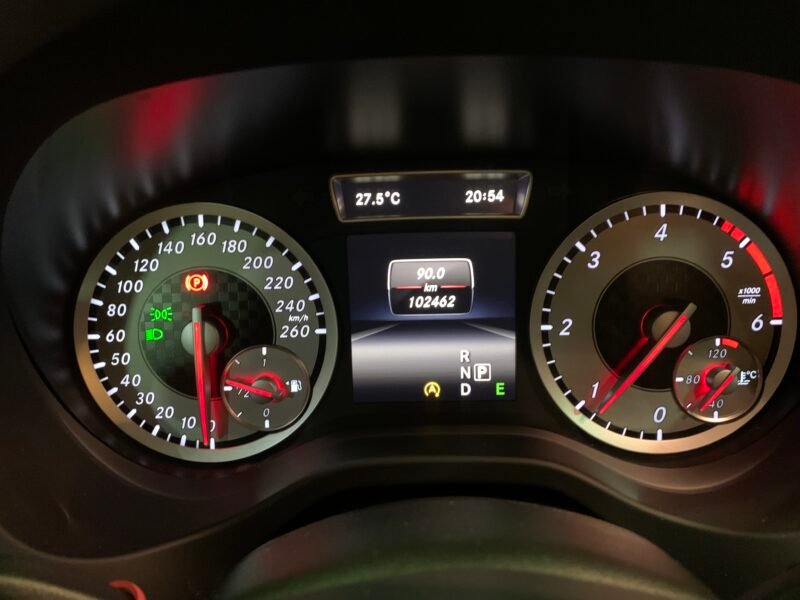 MERCEDES-BENZ Clase A 180 cdi amg line