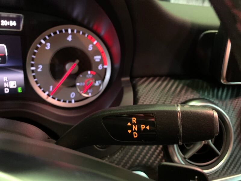 MERCEDES-BENZ Clase A 180 cdi amg line