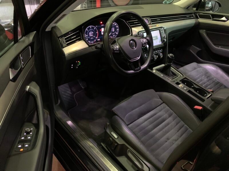 VOLKSWAGEN Passat 2.0 tdi 150cv sport