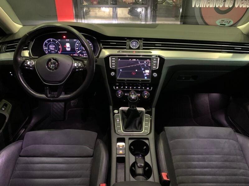 VOLKSWAGEN Passat 2.0 tdi 150cv sport