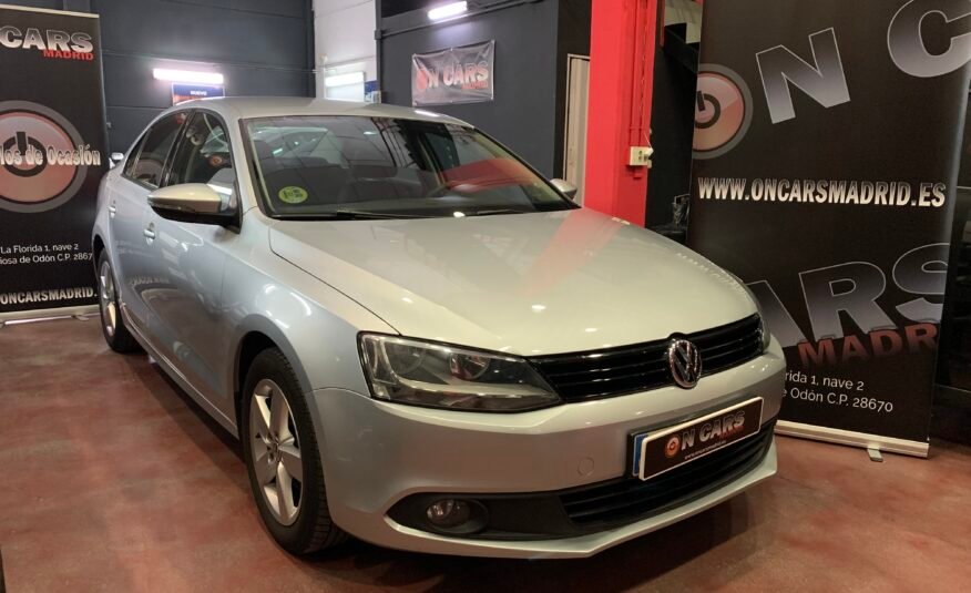 VOLKSWAGEN Jetta 1.6 tdi 105cv advance bluemotion tech