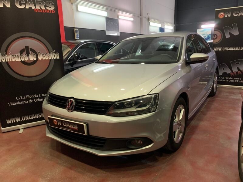 VOLKSWAGEN Jetta 1.6 tdi 105cv advance bluemotion tech