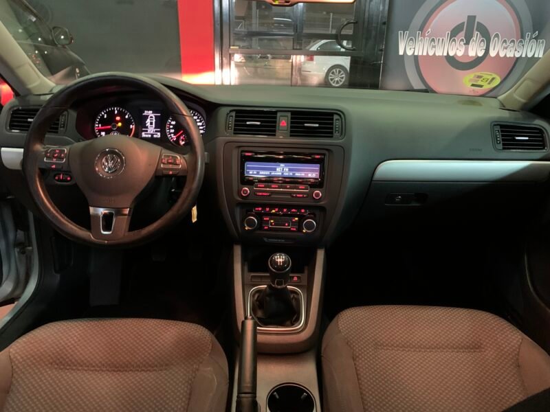 VOLKSWAGEN Jetta 1.6 tdi 105cv advance bluemotion tech