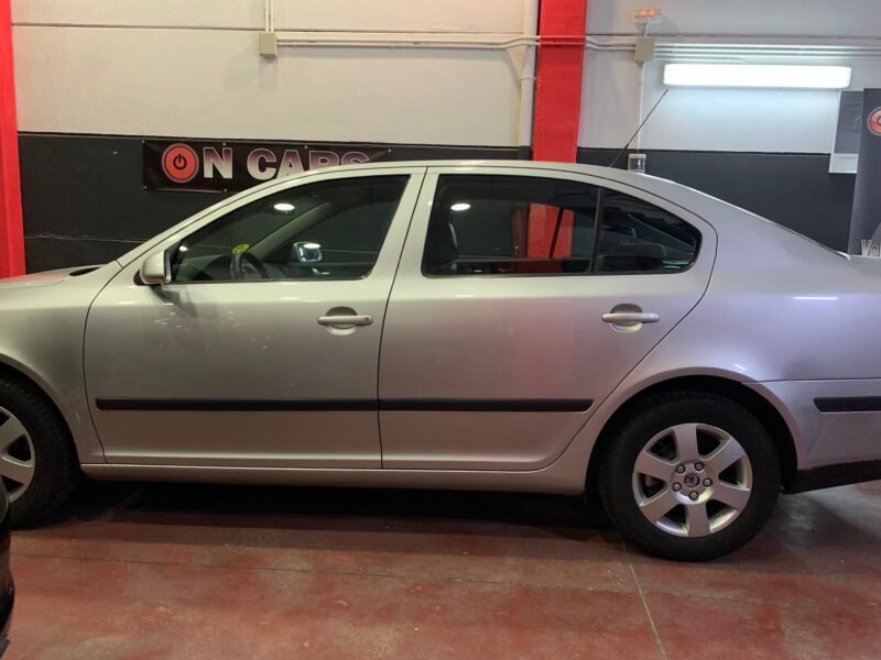 SKODA Octavia 2.0 tdi 140cv elegance