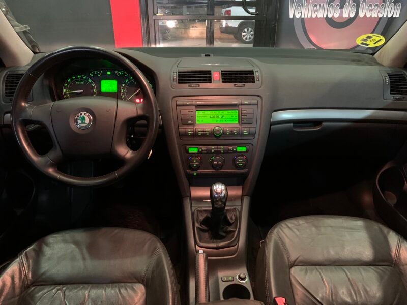 SKODA Octavia 2.0 tdi 140cv elegance