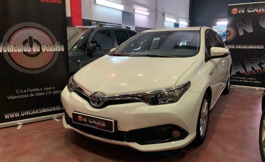TOYOTA auris 1.8 hybrido