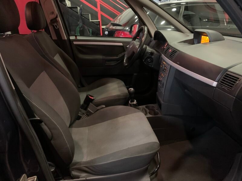 OPEL meriva 1.4i cosmo