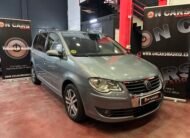VOLKSWAGEN Touran 2.0 tdi 140cv dsg 7 plazas