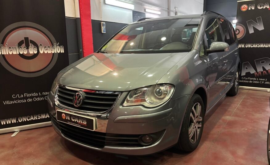 VOLKSWAGEN Touran 2.0 tdi 140cv dsg 7 plazas