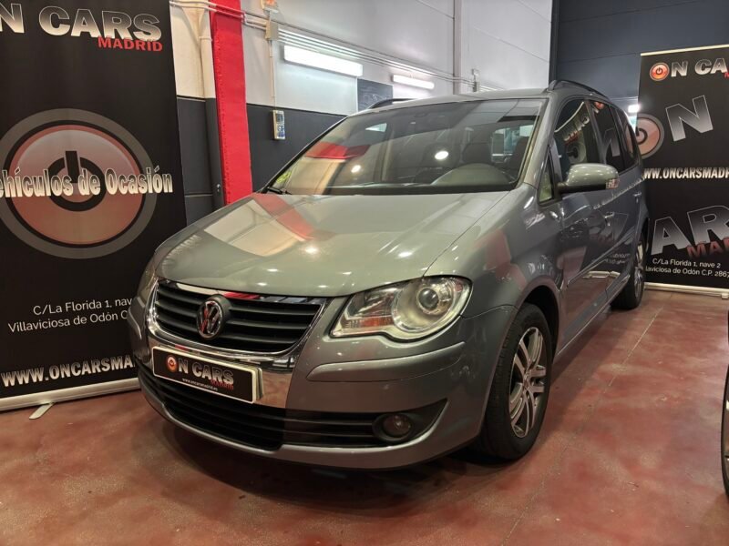 VOLKSWAGEN Touran 2.0 tdi 140cv dsg 7 plazas