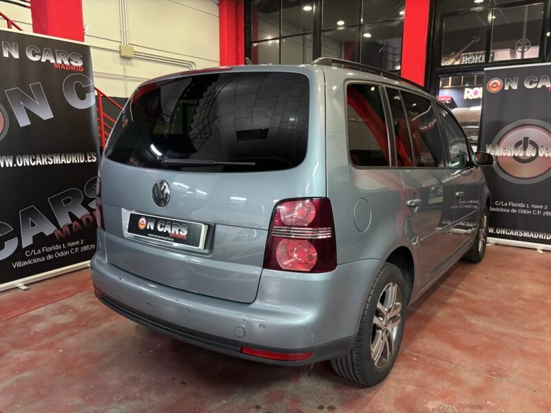 VOLKSWAGEN Touran 2.0 tdi 140cv dsg 7 plazas