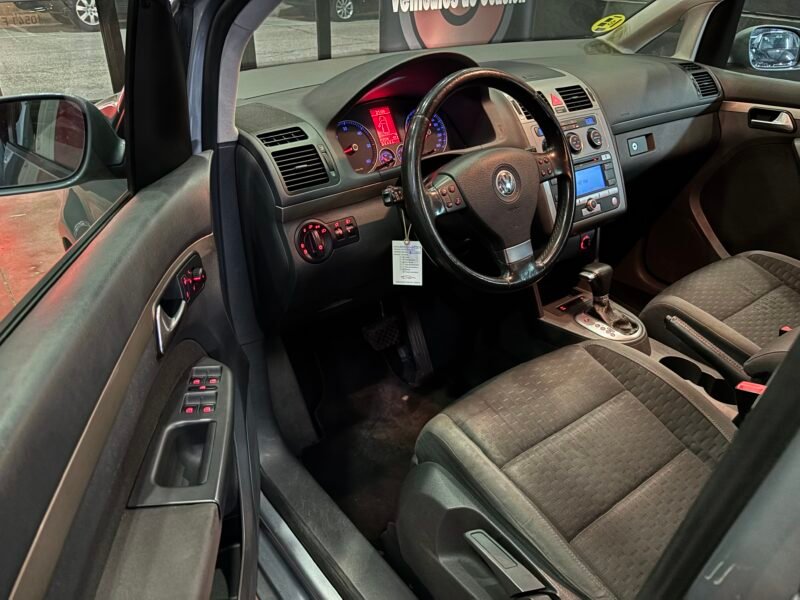 VOLKSWAGEN Touran 2.0 tdi 140cv dsg 7 plazas