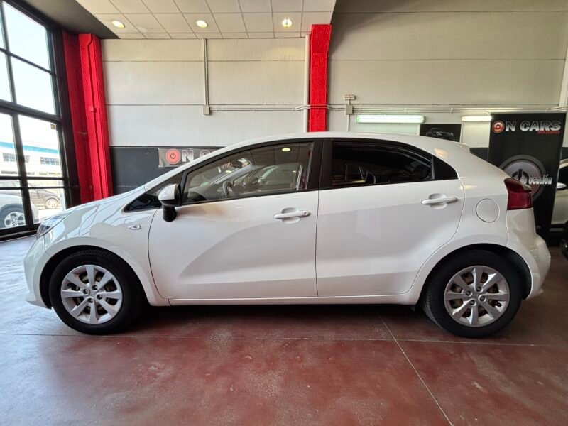 KIA rio 1.2i cvvt concept