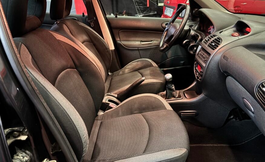 PEUGEOT 206 1.4 hdi xsline