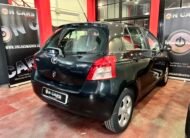 TOYOTA YARIS 1.3 vvti auto