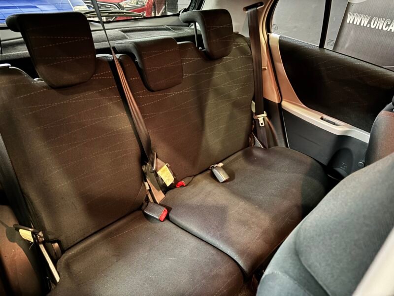 TOYOTA YARIS 1.3 vvti auto