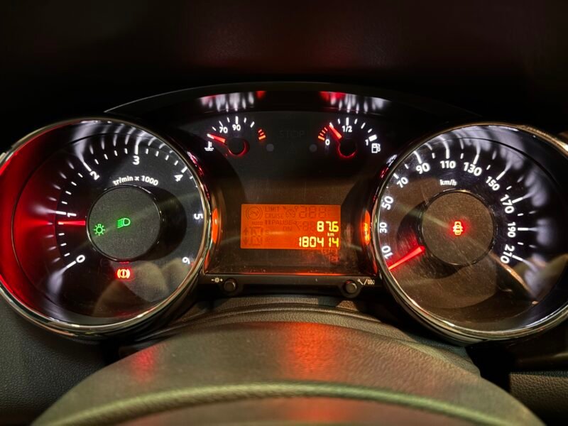 PEUGEOT 3008 1.6 bluehdi style