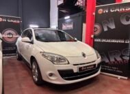 RENAULT Megane 1.6 16v dynamique
