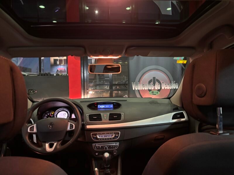 RENAULT Megane 1.6 16v dynamique