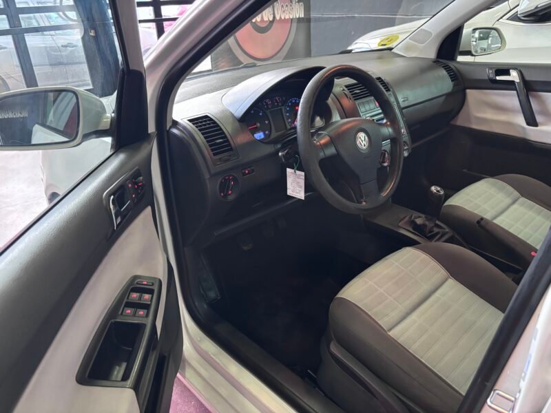 VOLKSWAGEN polo 1.4 tdi 80cv bluemotion